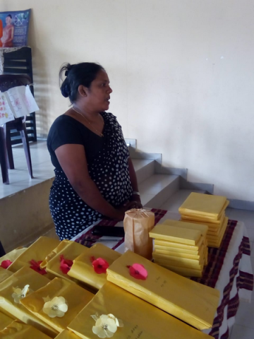 Awarding of prizes in the art competition held on World Children's Day in Homagama Galawilawatta North District (2022-11-18)
